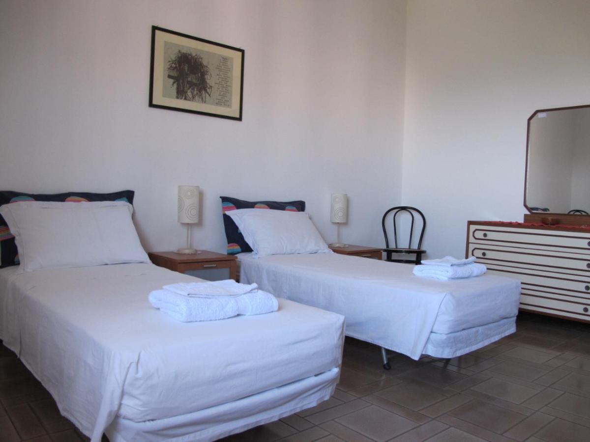 Brilliant Holiday Ostuni Bagian luar foto